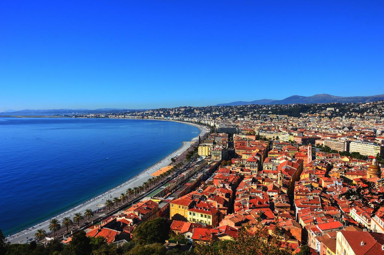 Nestor&Jeeves - Bleu Azur Vue Mer - Central - Very Close Sea